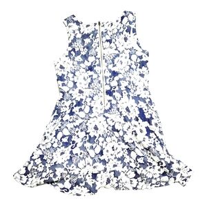 XL Blue & White Floral Printed 👗